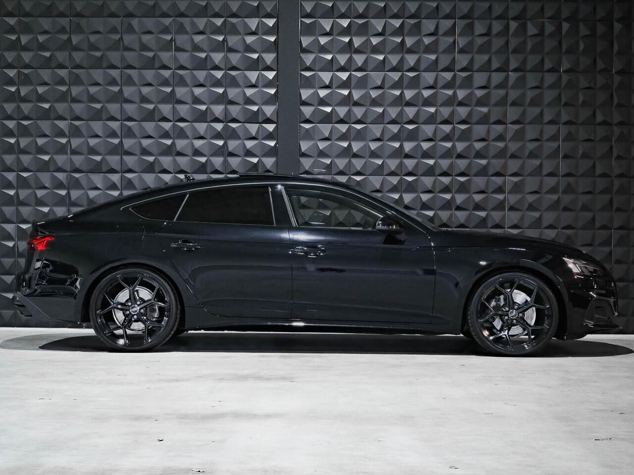 Audi A5 Sportback 35 TFSI | Pano | Leer | 20"| All Black | Keyl | Priv. glas | Camera | Adap. Cruise |