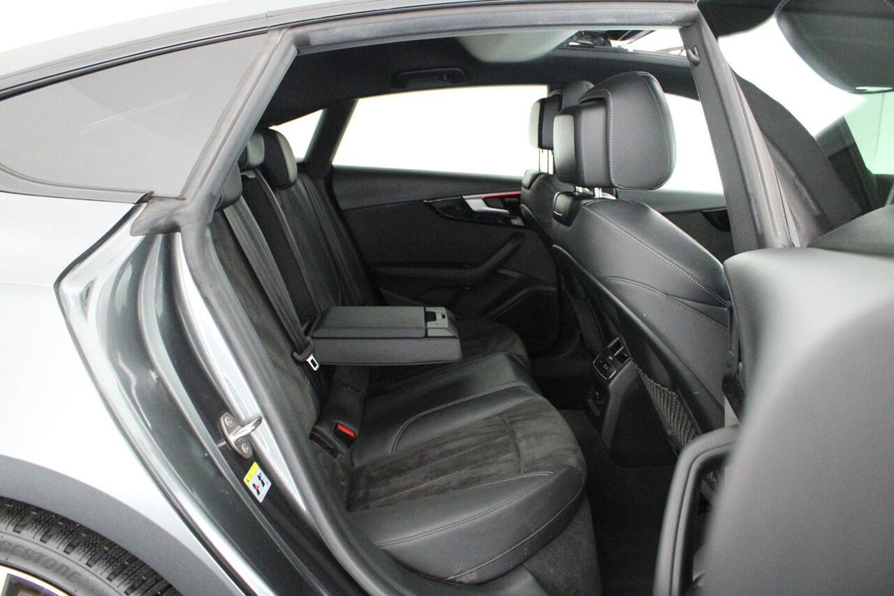 Audi A5 Sportback 40 TFSI 204pk S edition Competition Panoramadak B&O Camera Stoelverwarming Navigatie