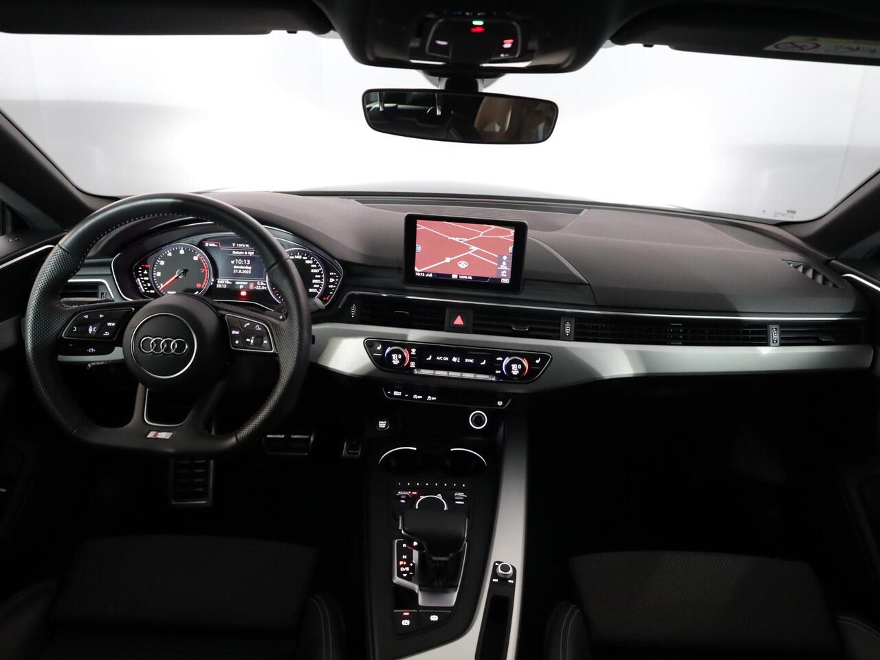 Audi A5 Sportback 40 TFSI Sport S-line Edition 190 pk S-tronic | Navigatie | Trekhaak | Parkeersensoren achter | Autom. airco (3 zones) | Stoelverwarming | S-line |