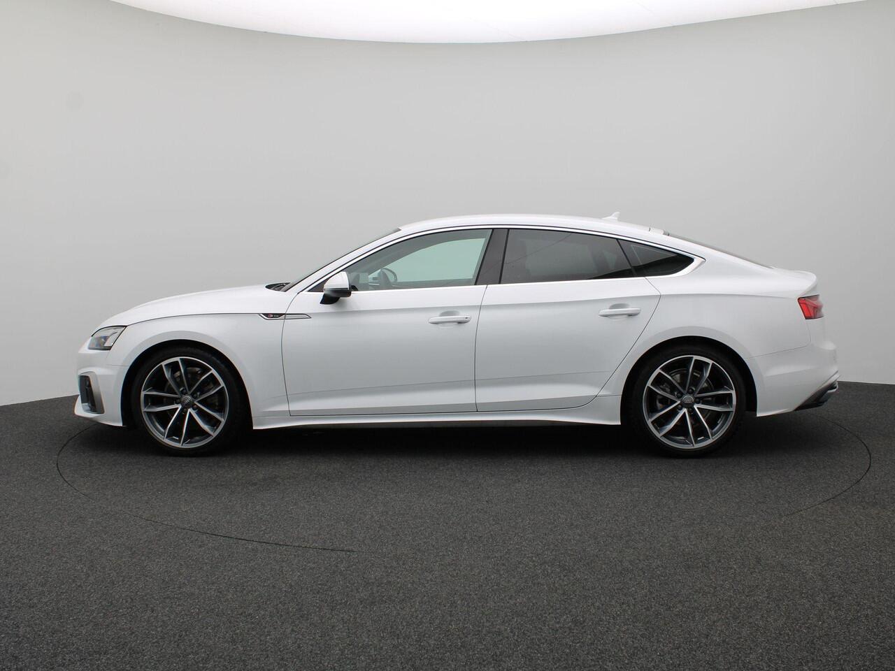 Audi A5 Sportback 40 TFSI Launch edition Sport 190PK S-Tronic S-Line, 15.798KM, Head-Up Display, 19" LM Velgen, Adaptieve Cruise Controle, Keyless, Navi, Clima, Side Assist, Achteruitrijcamera, Elektr. Achterklep