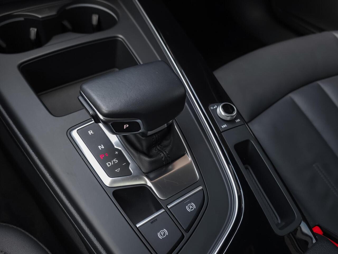 Audi A5 Sportback 35 TFSI | Pano | Leer | 20"| All Black | Keyl | Priv. glas | Camera | Adap. Cruise |