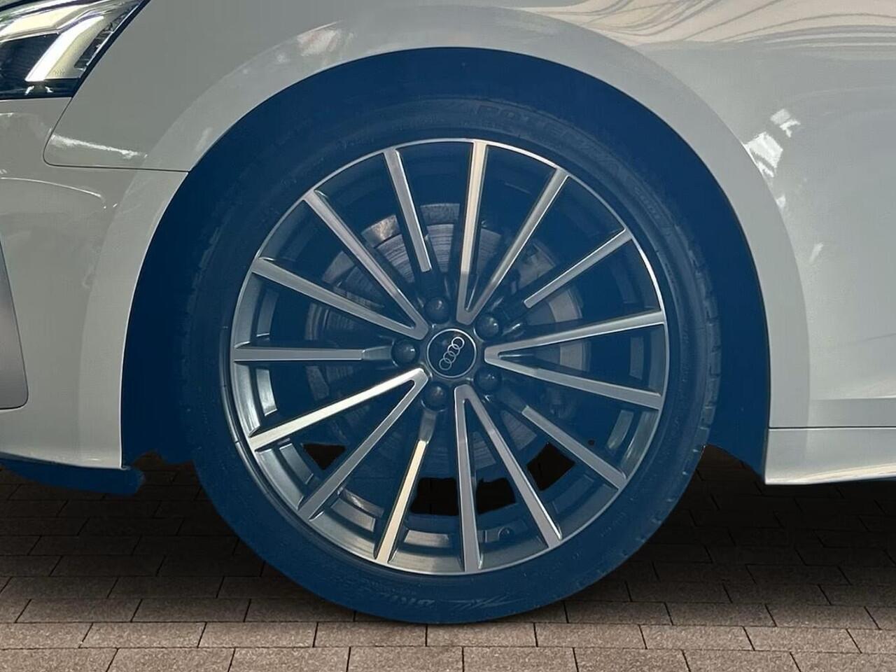 Audi A5 Cabriolet 40 TFSI S-LINE ** MATRIX, NAVI+, LEDER, TREKH, NEKVERW, 19-inch LMV, VIRTUAL ** 1e EIG - UNFALLFREI - ¤ 31.000,= onder NP ** ** INFORMEER OOK NAAR ONZE AANTREKKELIJKE FINANCIAL-LEASE TARIEVEN **