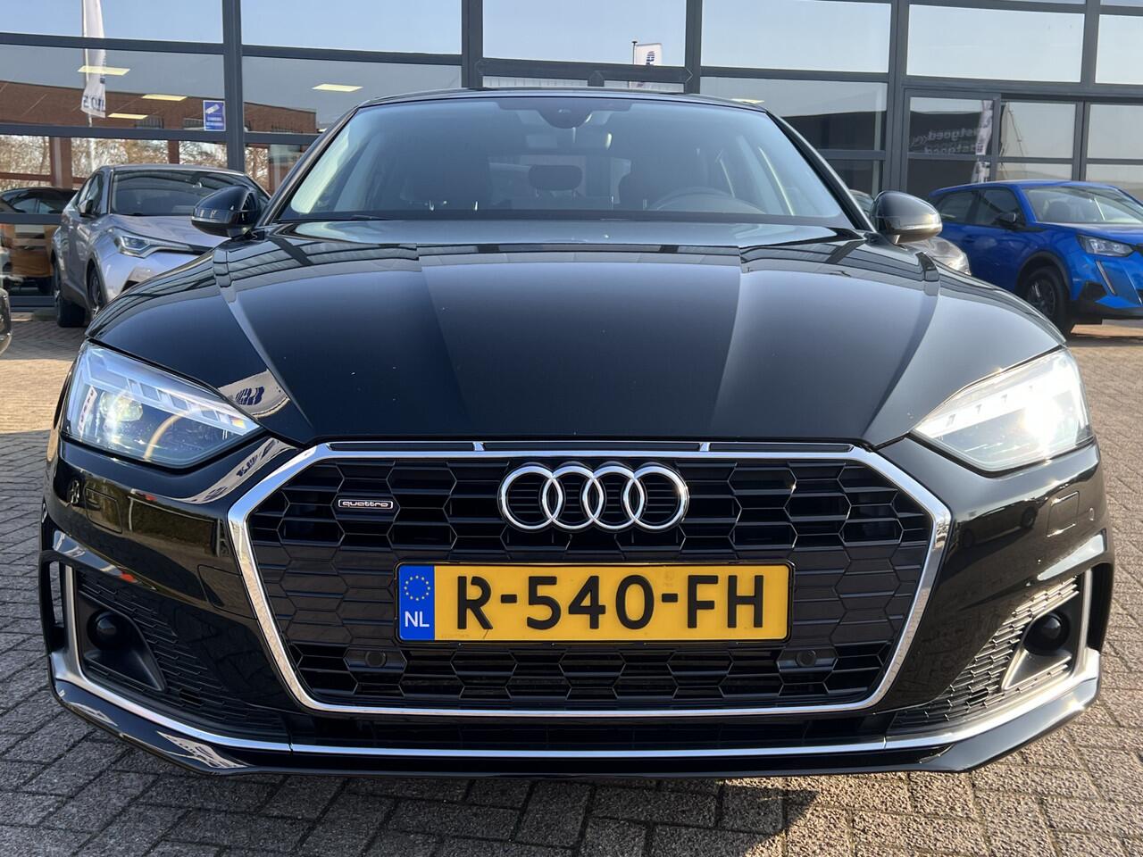 Audi A5 Sportback 45 TFSI 245 pk Quattro Sport Automaat Trekhaak Led Matrix koplampen Standkachel Stoelverwarming Sportstoelen Navi on Demand Carplay Android Mild Hybride
