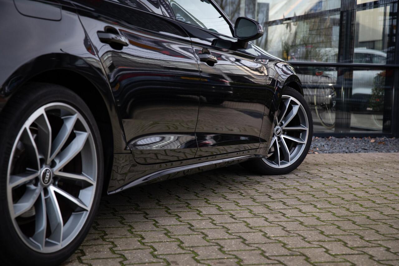 Audi A5 Sportback 35 TFSI S edition Competition , NL-Auto, Sfeerverlichting, Black Edition, Carplay
