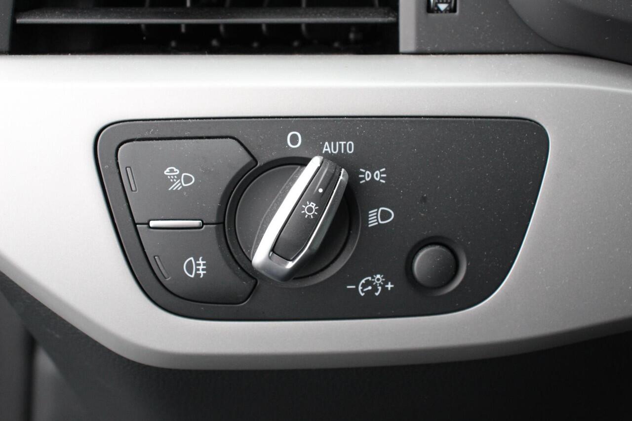 Audi A5 Sportback 40 TFSI Prestige Plus S-Tronic Navigatie Apple Carplay/Android Auto Camera Climate Control Virtual Cockpit Led Dab Electrisch bedienbare achterklep Stoel verwarming