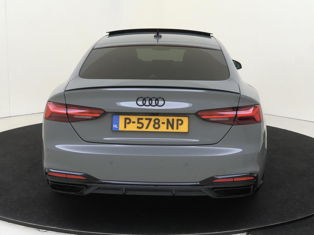 Audi A5 Sportback 40 TFSI S edition Competition | Panoramadak | Achteruitrijcamera | Virtual cockpit Plus | Optiek zwart Plus | Stoelverwarming | LED matrix verlichting | Navigatie Plus |