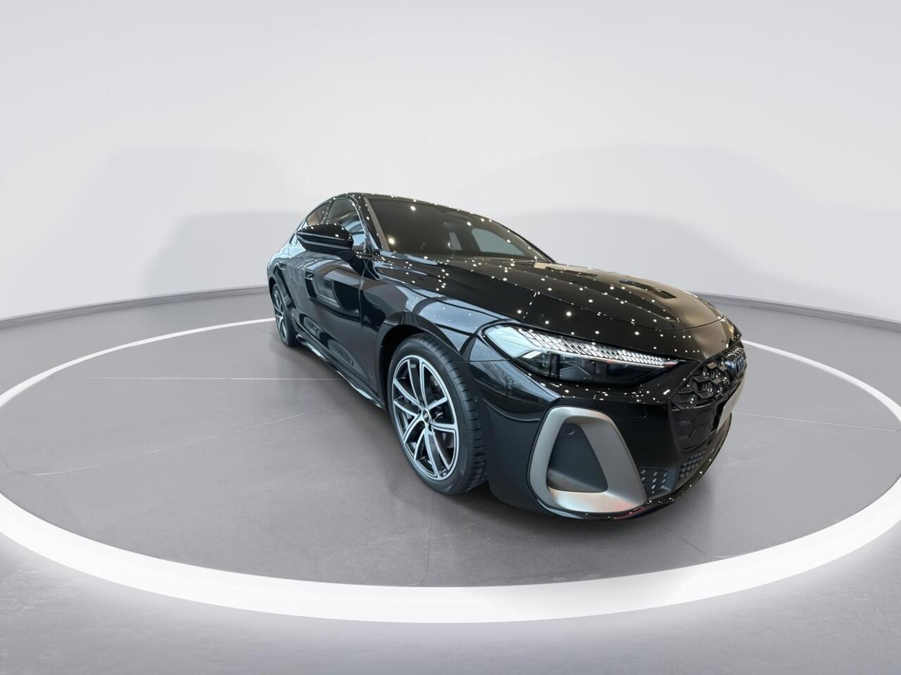 Audi A5 Limousine S edition 35 TFSI 150 PK · Tech pakket plus · Leder · Panoramadak · 19" LM Velgen