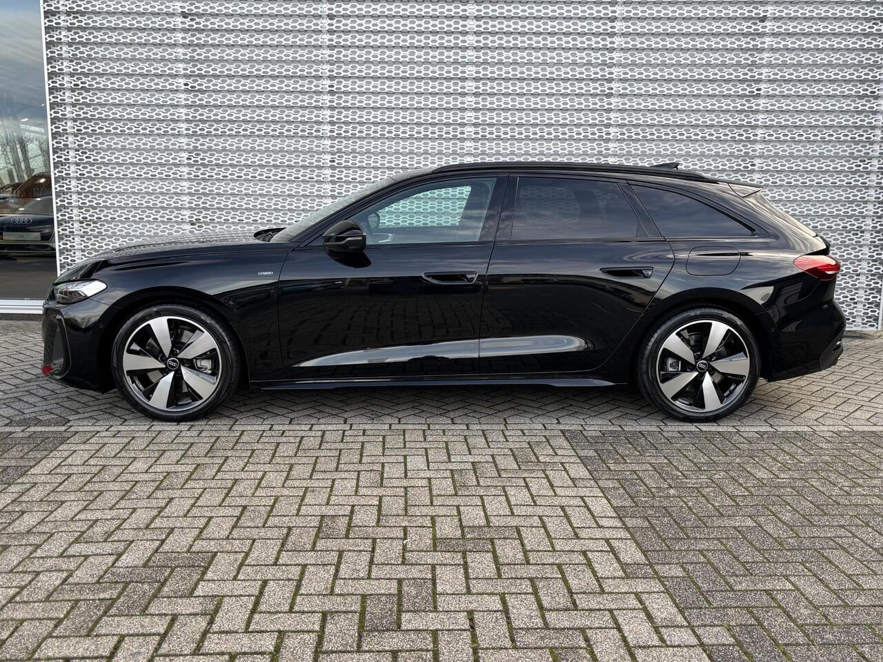 Audi A5 Avant S edition e-hybrid 299 PK | Passagiersdisplay | Stoelverwarming | Trekhaak