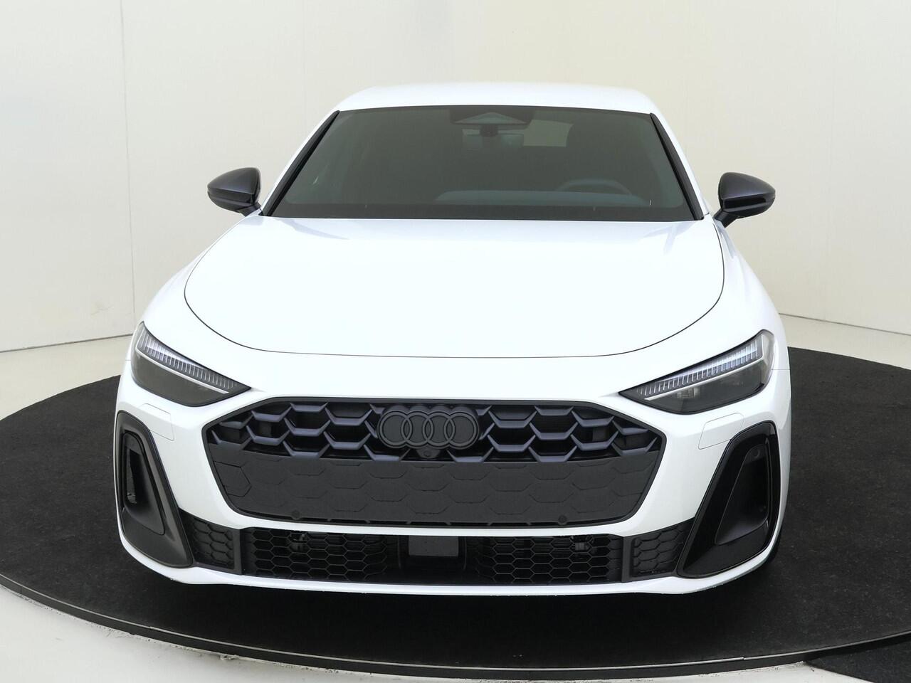 Audi A5 Limousine 2.0 e-hybrid quattro S edition | S-line | 20 inch LM velgen | Optiekpakket zwart | Ambiente lichtpakket Plus | Navigatie |