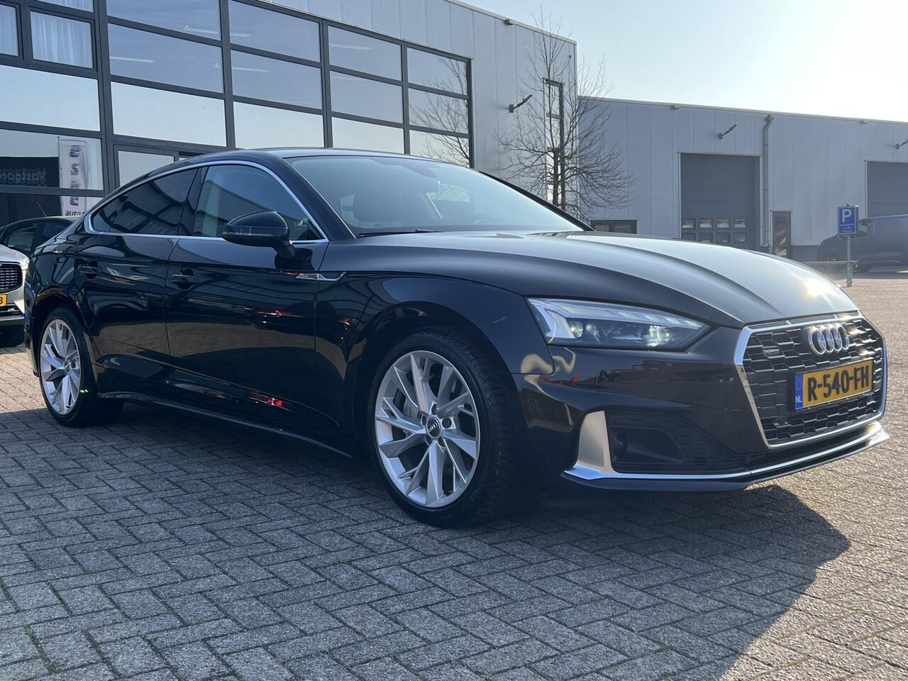 Audi A5 Sportback 45 TFSI 245 pk Quattro Sport Automaat Trekhaak Led Matrix koplampen Standkachel Stoelverwarming Sportstoelen Navi on Demand Carplay Android Mild Hybride