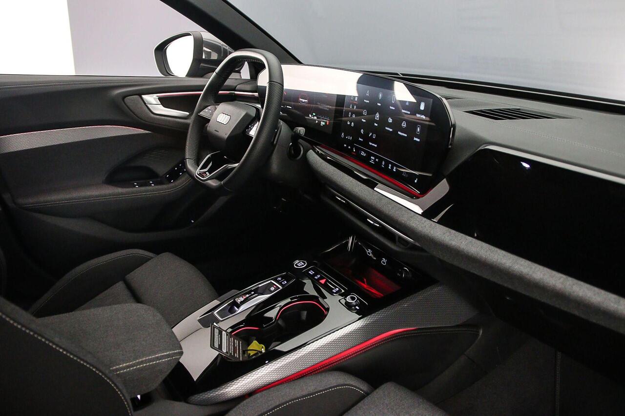 Audi A5 Avant 2.0 TFSI S edition | MMI plus | Full-led | Achteruitrijcamera | Sportstoelen | 19" | Carplay | Ambient lighting |