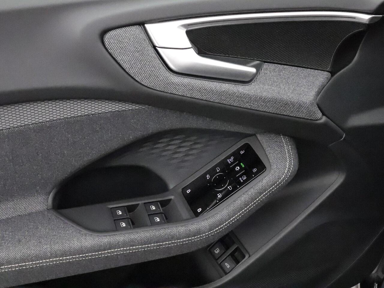 Audi A5 Avant 2.0 e-hybrid quattro S edition 299 PK · Ambiente lichtpakket pro · Privacy glas · Optiekpakket zwart-glanzend