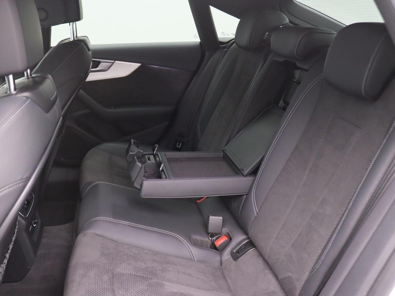 Audi A5 Sportback 40 TFSI Launch edition Sport 190PK S-Tronic S-Line, 15.798KM, Head-Up Display, 19" LM Velgen, Adaptieve Cruise Controle, Keyless, Navi, Clima, Side Assist, Achteruitrijcamera, Elektr. Achterklep