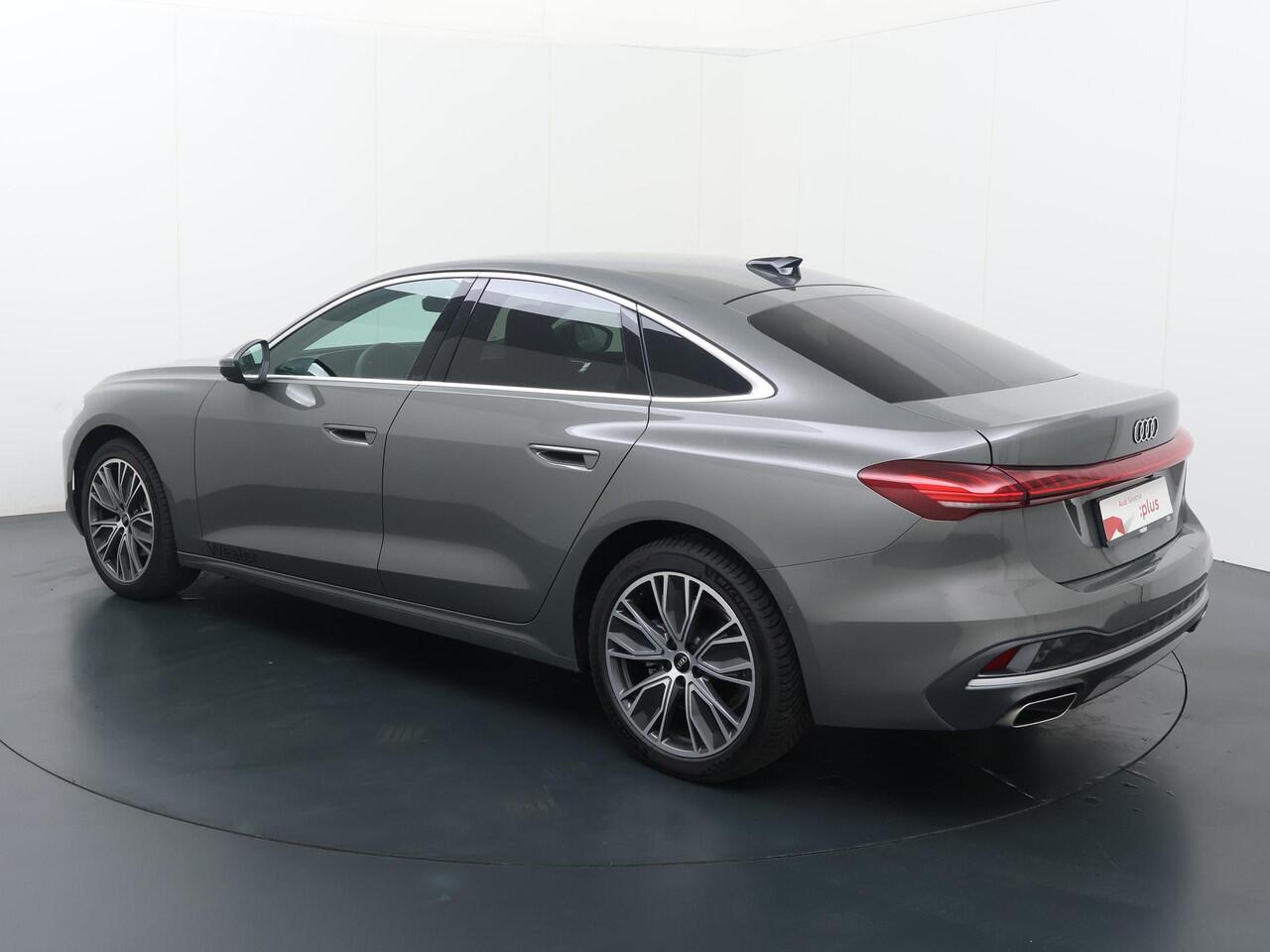 Audi A5 Limousine Advanced edition 35 TFSI 110 kW / 150 PK | Matrix Led koplampen | Lederen sportstoelen | Comfortsleutel | Adaptieve Cruise Control | Ambiente Lichtpakket Multicolour | Elektrische Achterklep | Stoelverwarming |