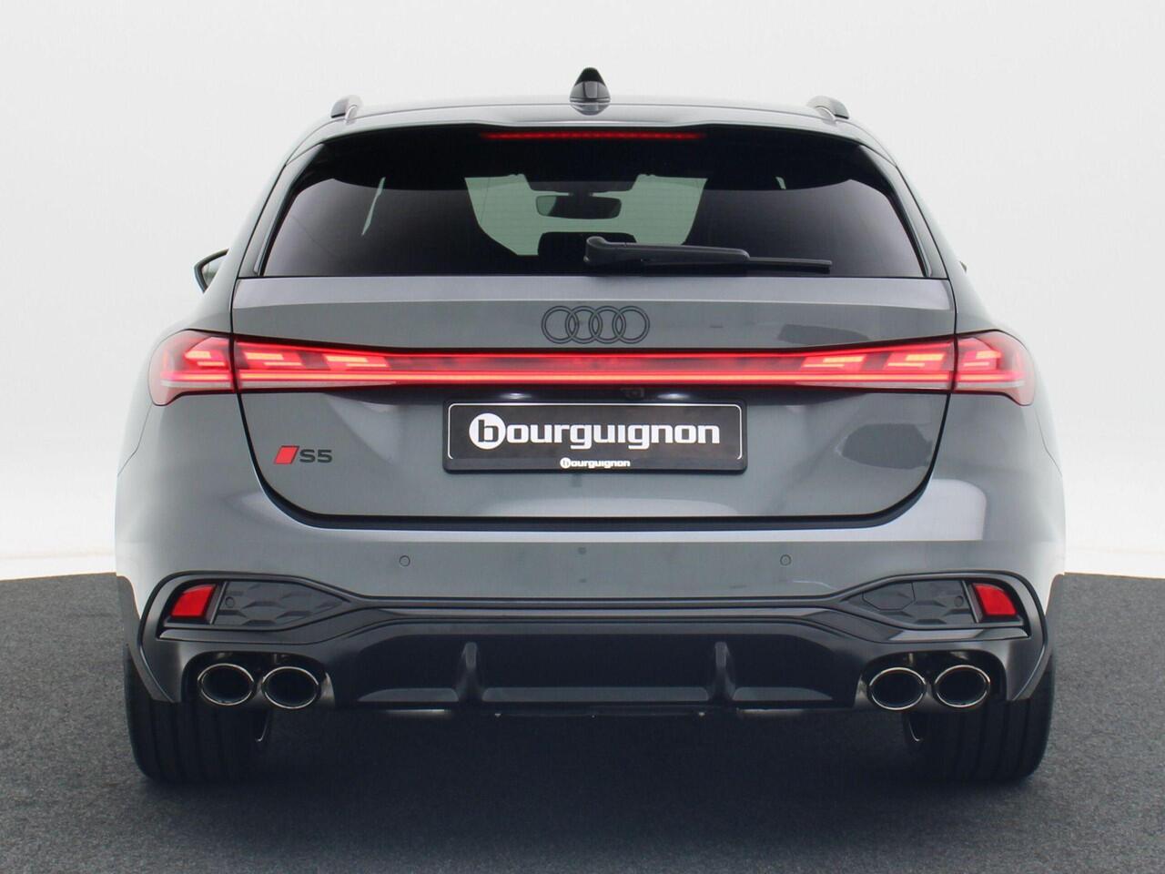 Audi A5 Avant 3.0 TFSI | S5 50 year edition | 367 PK | | Privacy glas | Zwart Optiek | 20 inch velgen | Head up Display |