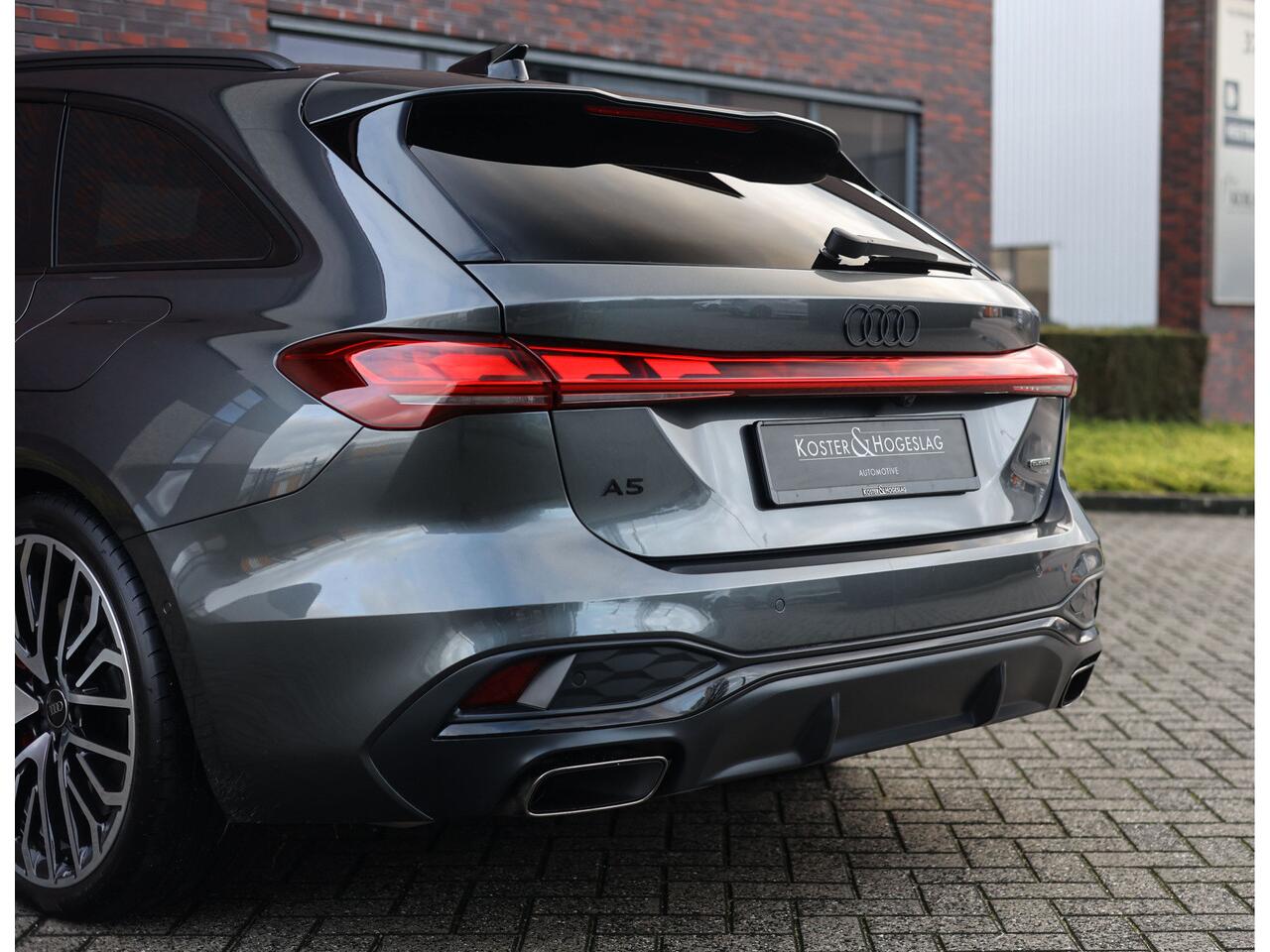 Audi A5 Avant Quattro Competition | Sportstoel Plus - Pano - Trekhaak