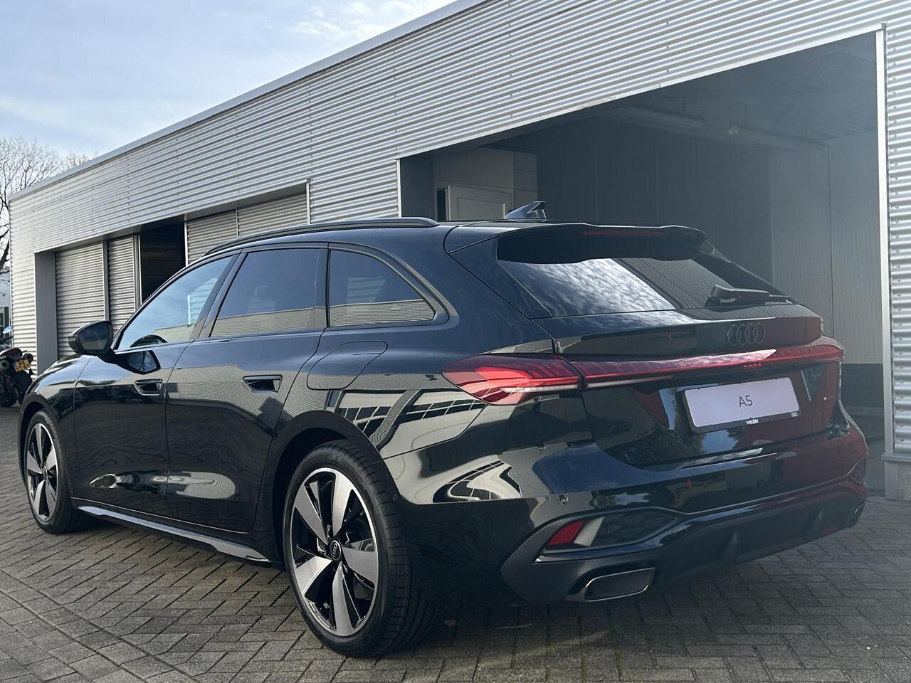 Audi A5 Avant S edition (B10) e-hybrid 220 kW / 299 PK Avant 7 | 360 Camera | Stoelverwarming | Adaptieve Cruise Control | Sfeerverlichting | Keyless Entry |