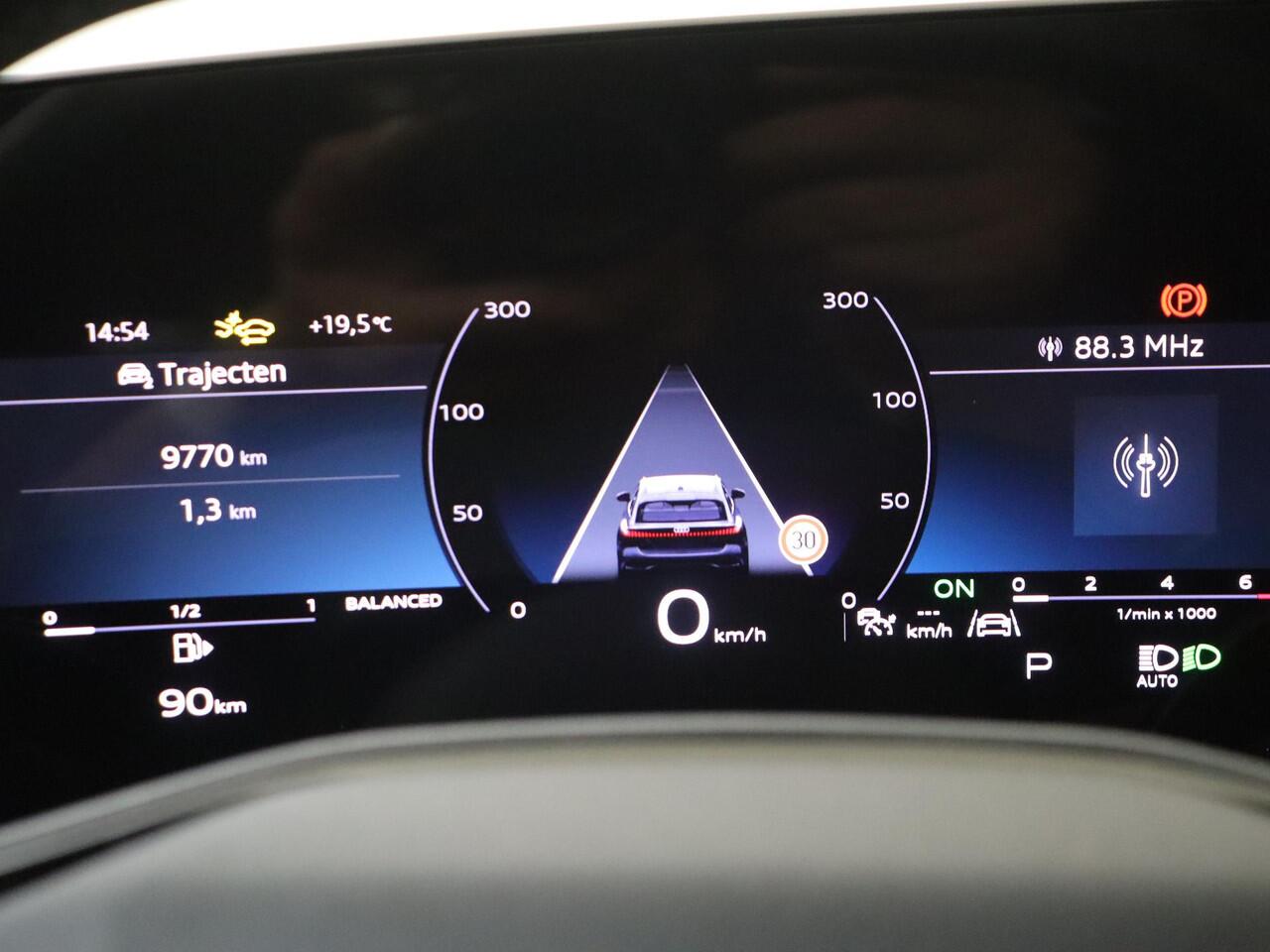 Audi A5 Avant 2.0 TFSI S edition | Lederen bekleding | Parkeerasisstent | 3-zone airco | Stoelverwarming | Achteruitrijcamera | Adaptieve cruise control | Navigatie |