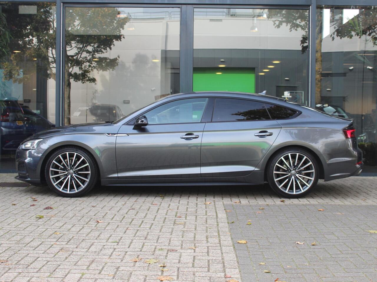 Audi A5 Sportback 35 TFSI Sport S-line Black Edition AUTOMAAT / 1 EIGENAAR / DEALER ONDERHOUDEN / WINTERSET / MMI NAVI / PDC / 3 ZONE CLIMATE / CRUISE / LED / PRIVACY GLASS / 19'' LMV