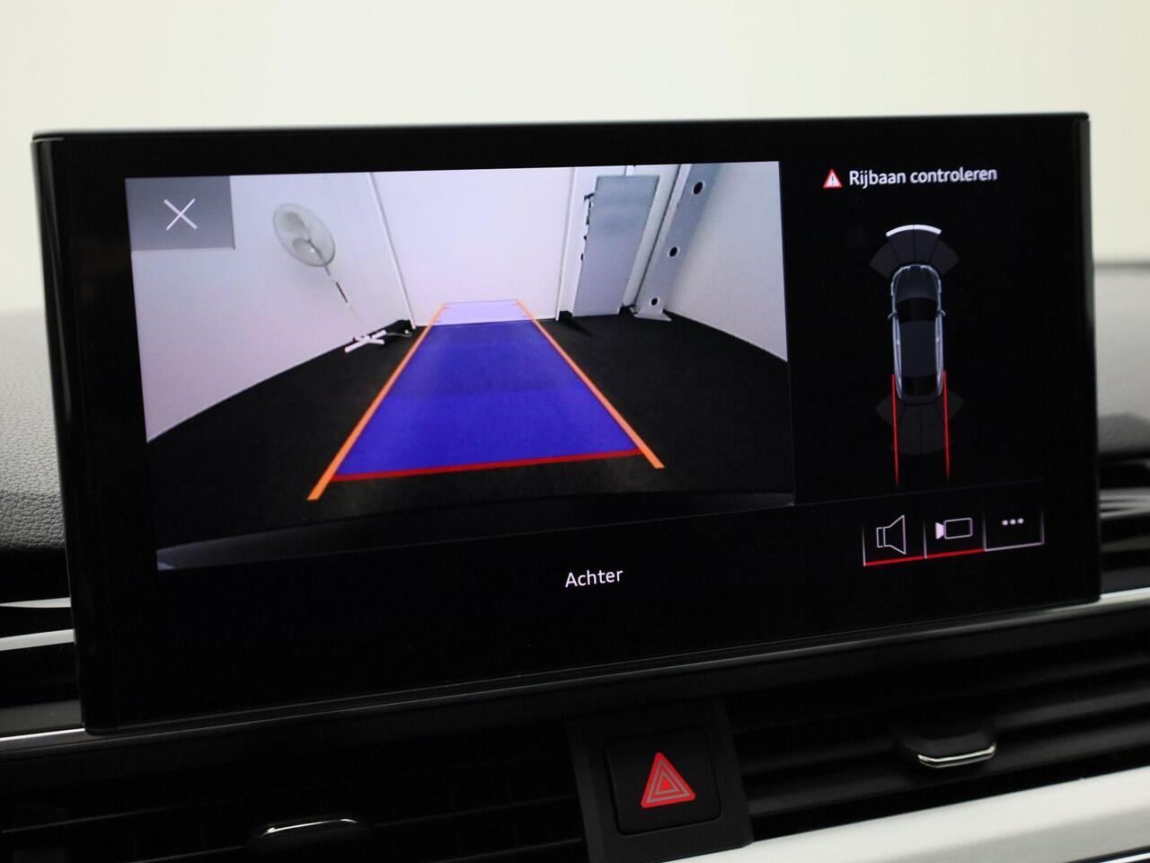 Audi A5 Sportback 40 TFSI/204PK S Line · Leder · Elektrische stoel verstelling · Camera · Apple/Android Car Play · Adaptive Cruise Control ·