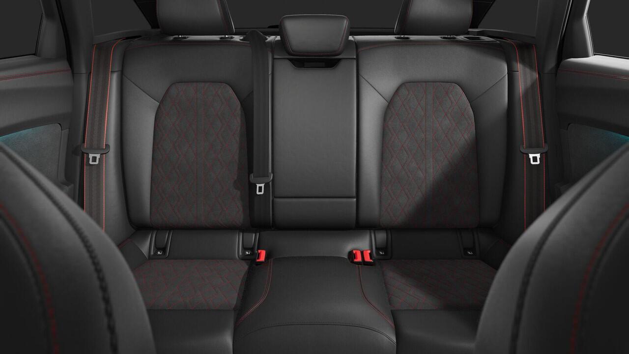 Audi A5 Avant 2.0 e-hybrid quattro S edition | Trekhaak | Pano | B&O | MMI plus | Matrix-led | 360 Camera | ACC | Keyless |