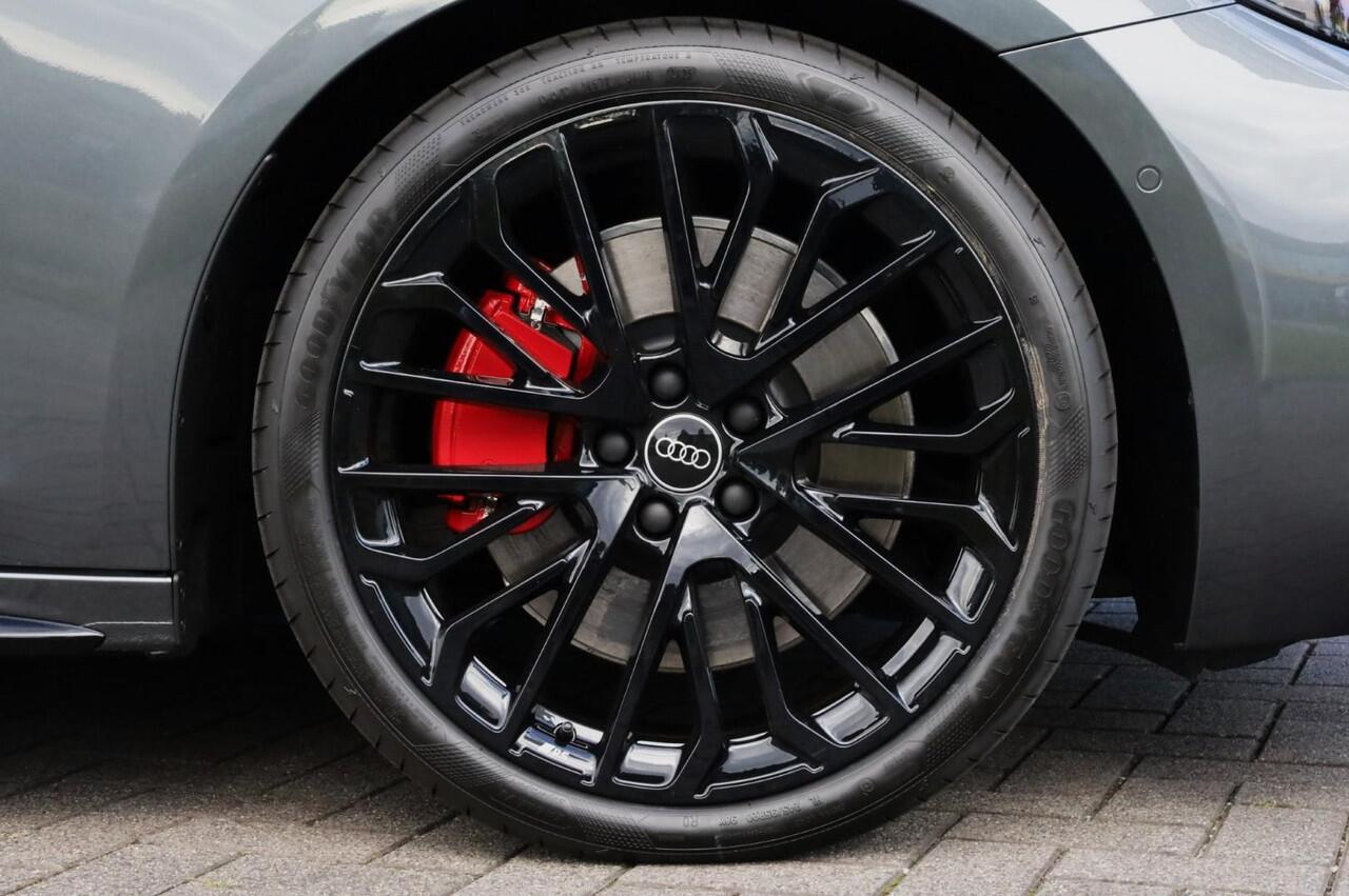 Audi A5 Avant e-hybrid Competition Trekhaak l Pano l B&O l 20''