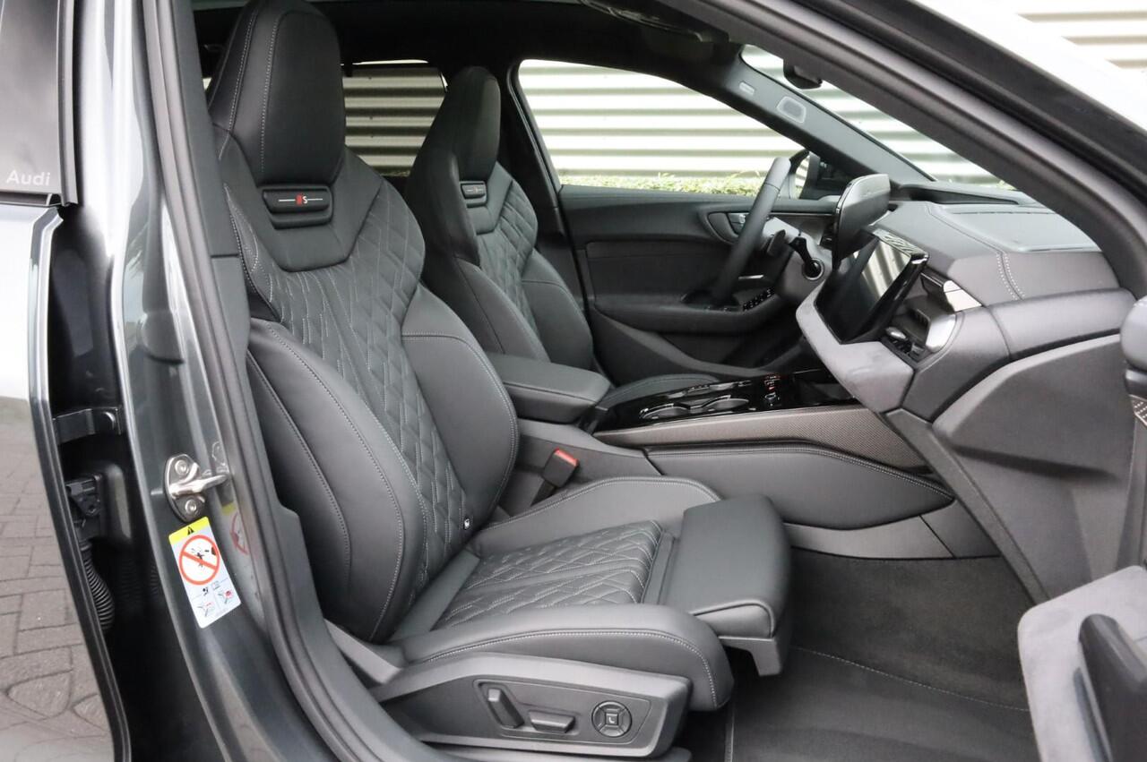 Audi A5 Avant e-hybrid Competition Trekhaak l Pano l B&O l 20''