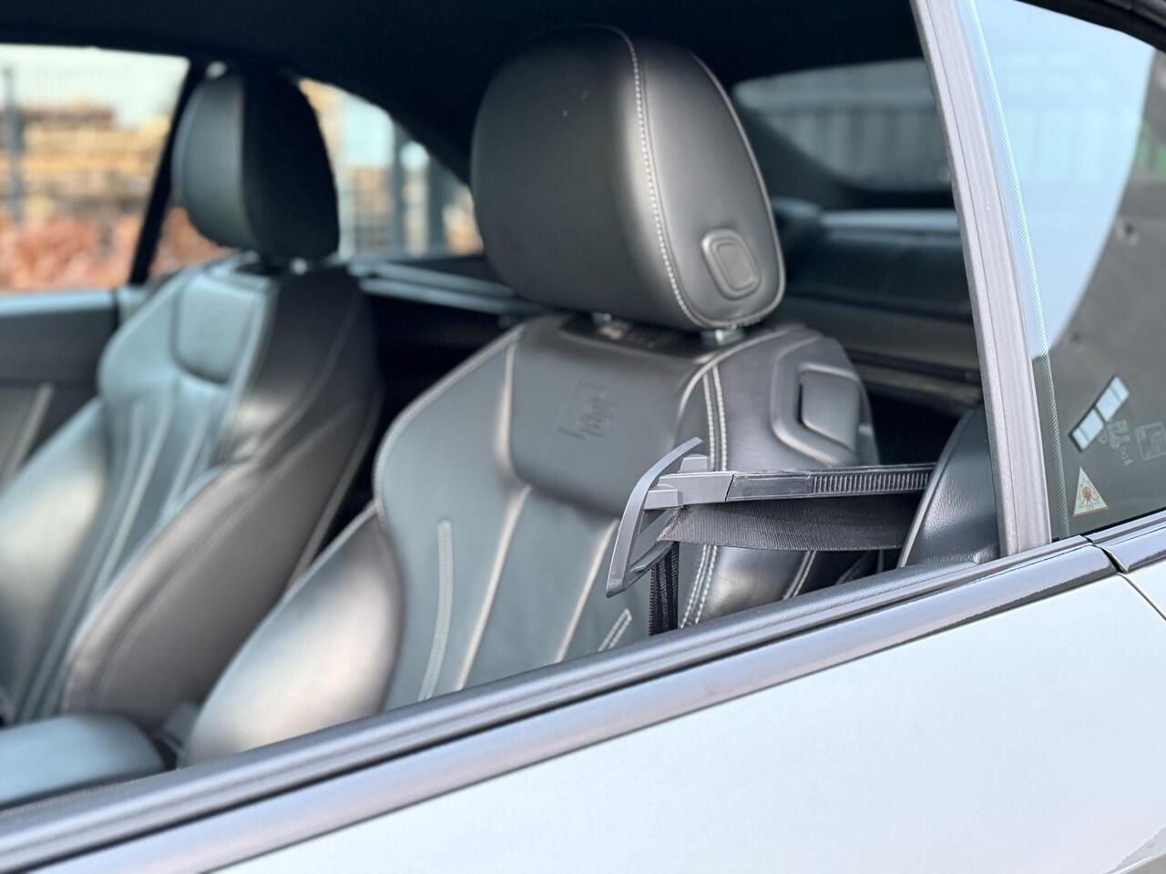 Audi A5 Cabriolet 35 TFSI S edition 150pk | Airscarf | Stoelverwarming | Virtual cockpit | Black optic |