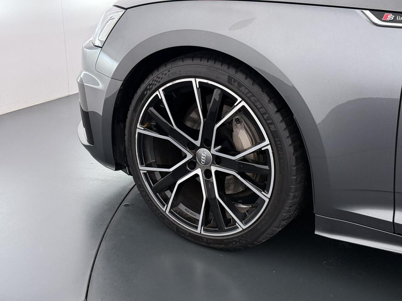 Audi A5 Sportback 40 TFSI S edition Trekhaak | NL Auto | S-Line | Camera | B & O |