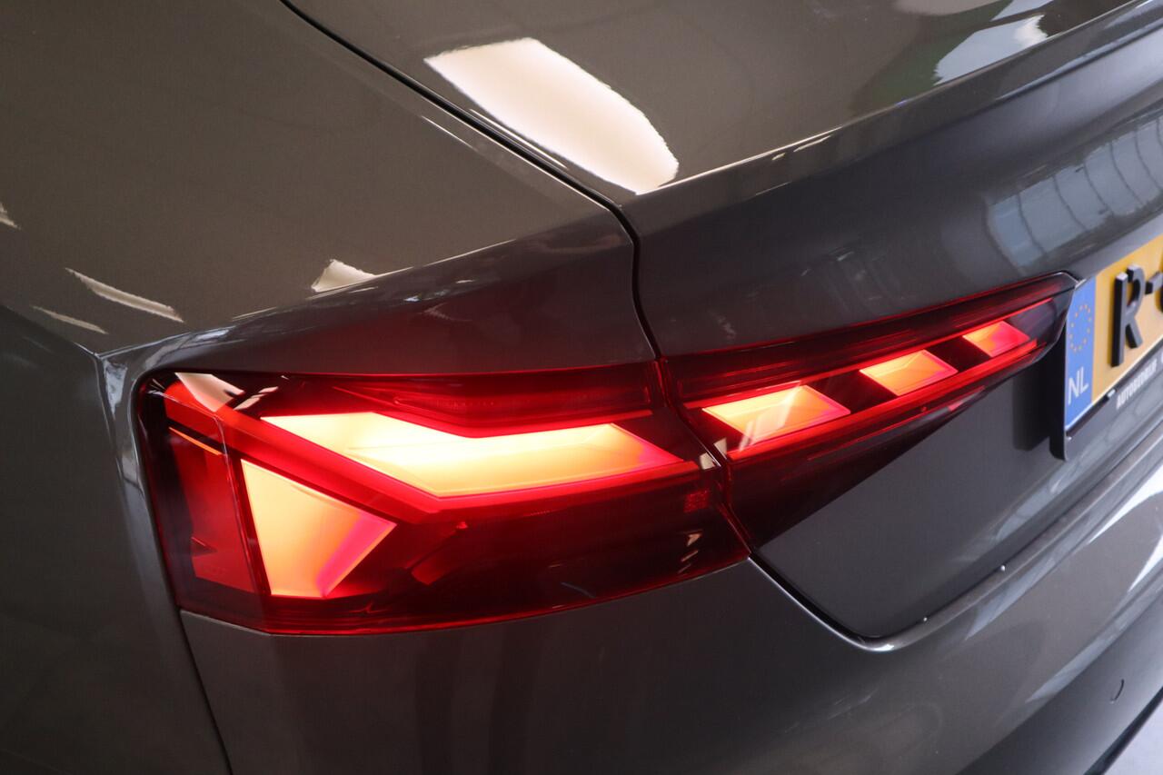 Audi A5 Sportback 35 TFSI S edition Panoramadak 2x S-line 19'' Keyless Go 24 maanden garantie mogelijk (*vraag naar de voorwaarden)