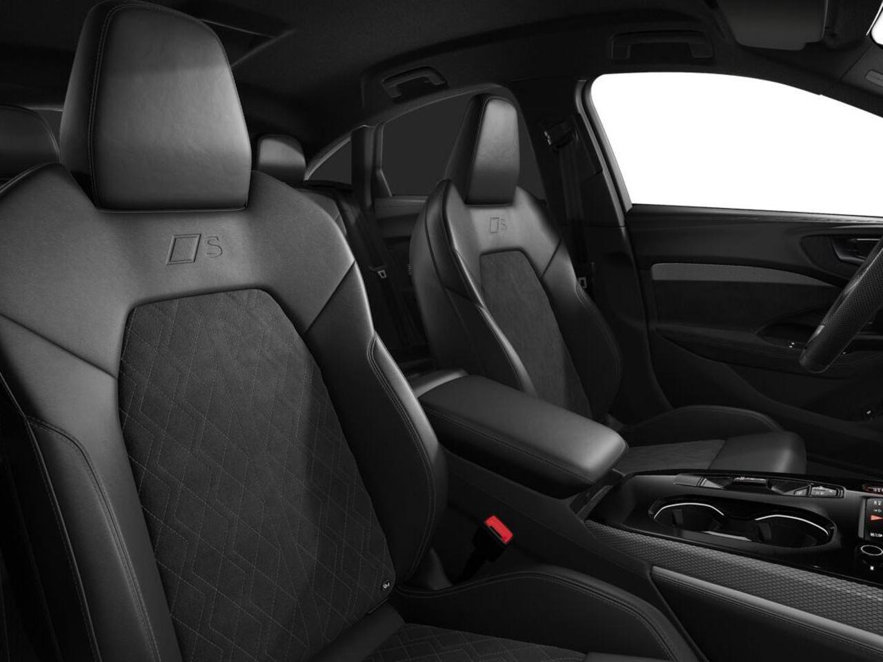 Audi A5 Limousine 2.0 e-hybrid quattro S edition 299 PK · Tech plus · Elektrisch verstelbare voorstoelen · Elek. wegklapbare trekhaak · Bekleding Leder/Alcantara