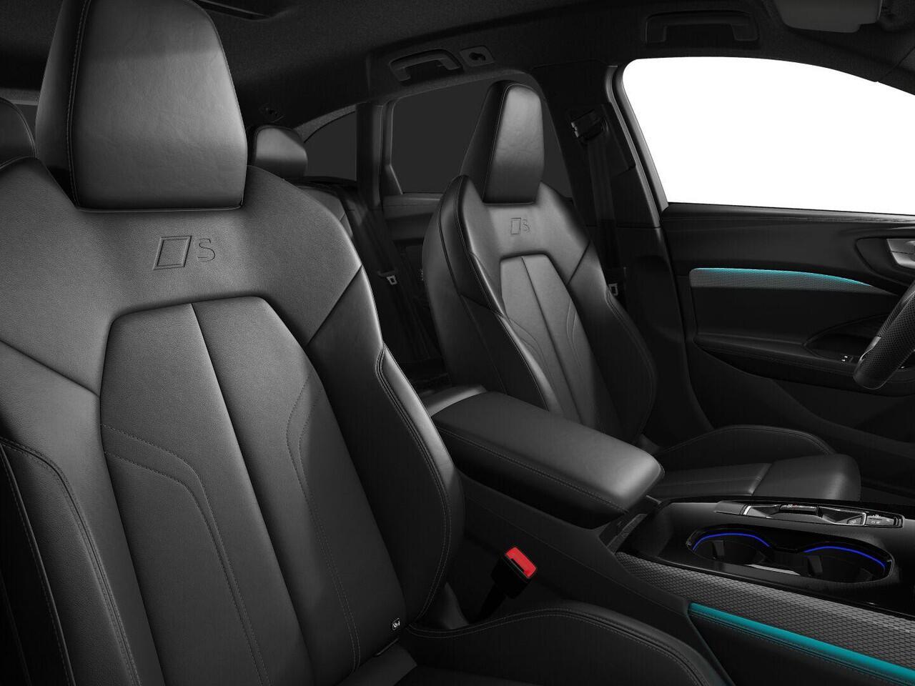 Audi A5 Avant S edition e-hybrid 220 kW / 299 PK Avant 7 versn. | Techniekpakket plus | Stoelen voor elektrisch | Ledere bekleding | Ambiente lichtpakket pro |