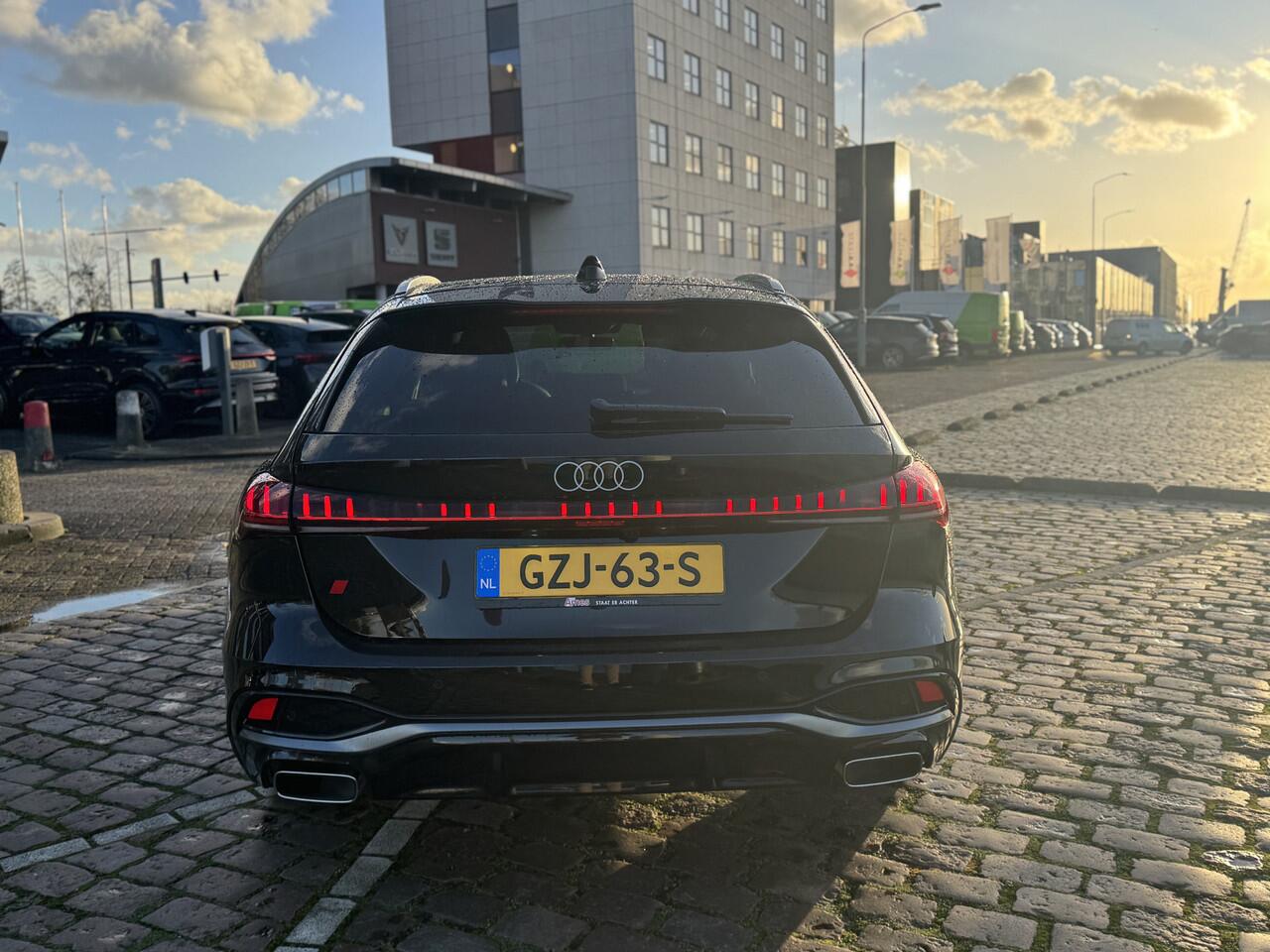 Audi A5 Avant 2.0 204pk TFSI edition One Voorstoelen verwarmbaar | Lederen bekleding | Achteruitrijcamera