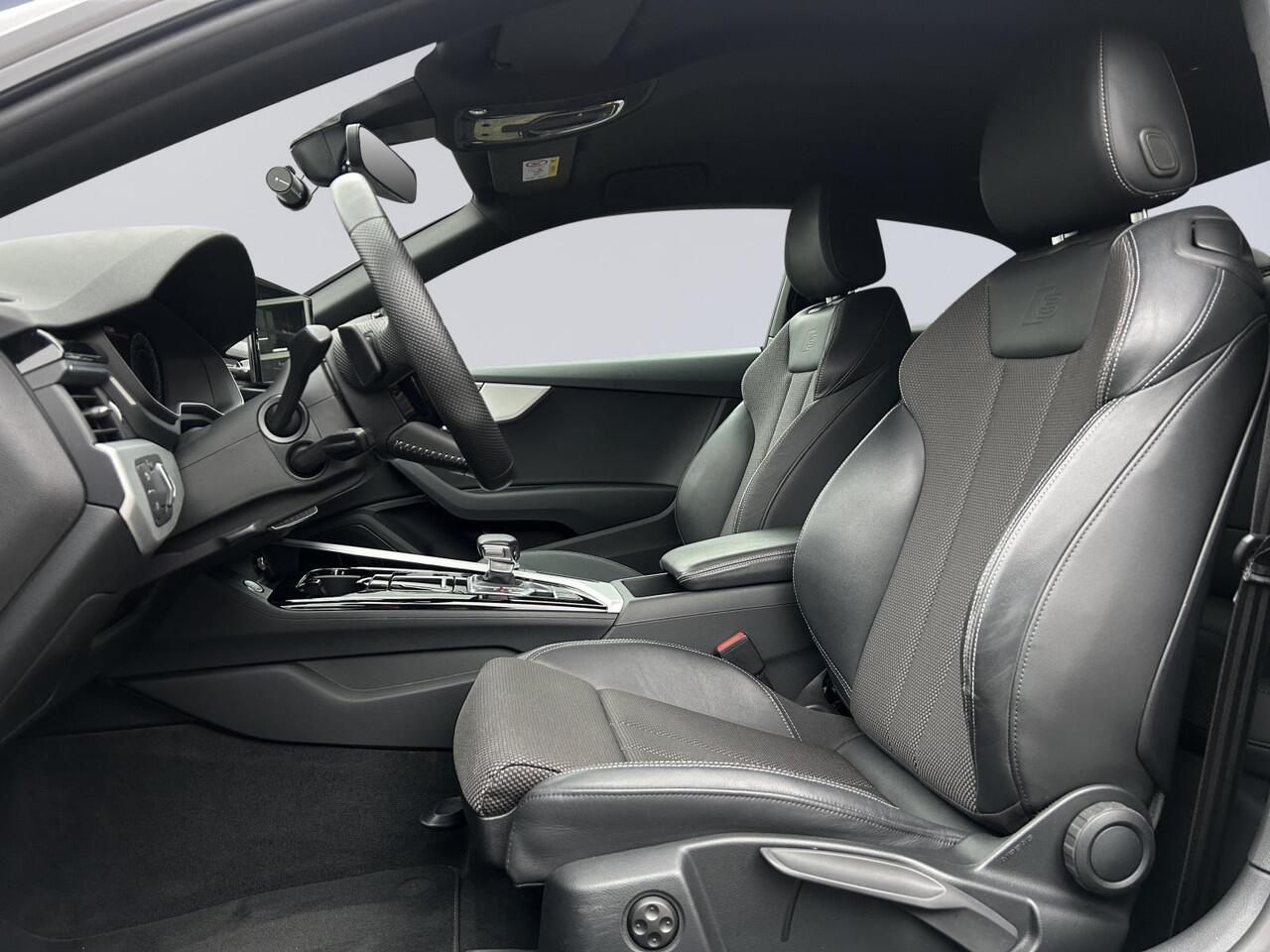 Audi A5 Coupé 45 TFSI quattro Launch edition Sport S Line /Apple & Android Carplay/Achteruitrijcamera Park sens. V+A/Sportstoelen/Sportstuur/Navi/Isofix/Keyless/19'' LMV/LED/(MET GARANTIE*)