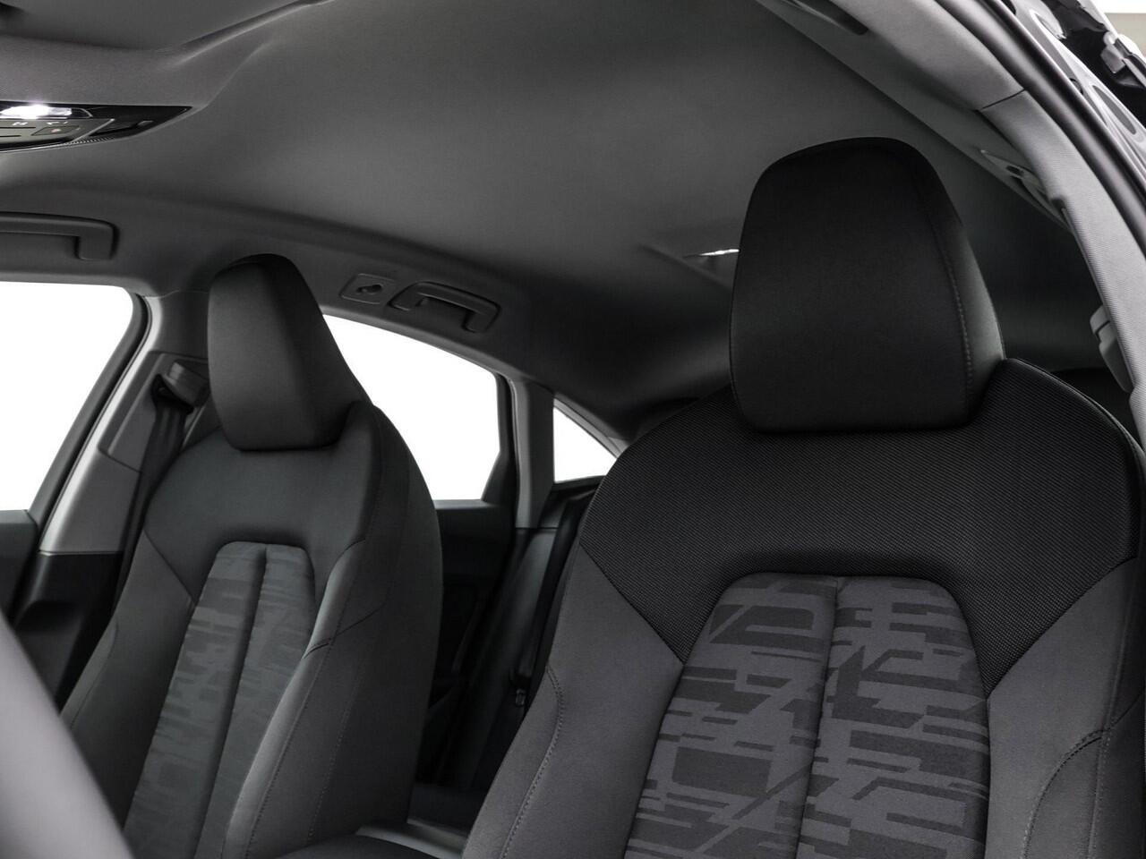 Audi A5 2.0 e-hybrid quattro Pro Line 299 PK · Tech pakket · Elek. wegklapbare trekhaak · Voorventilatie comfort