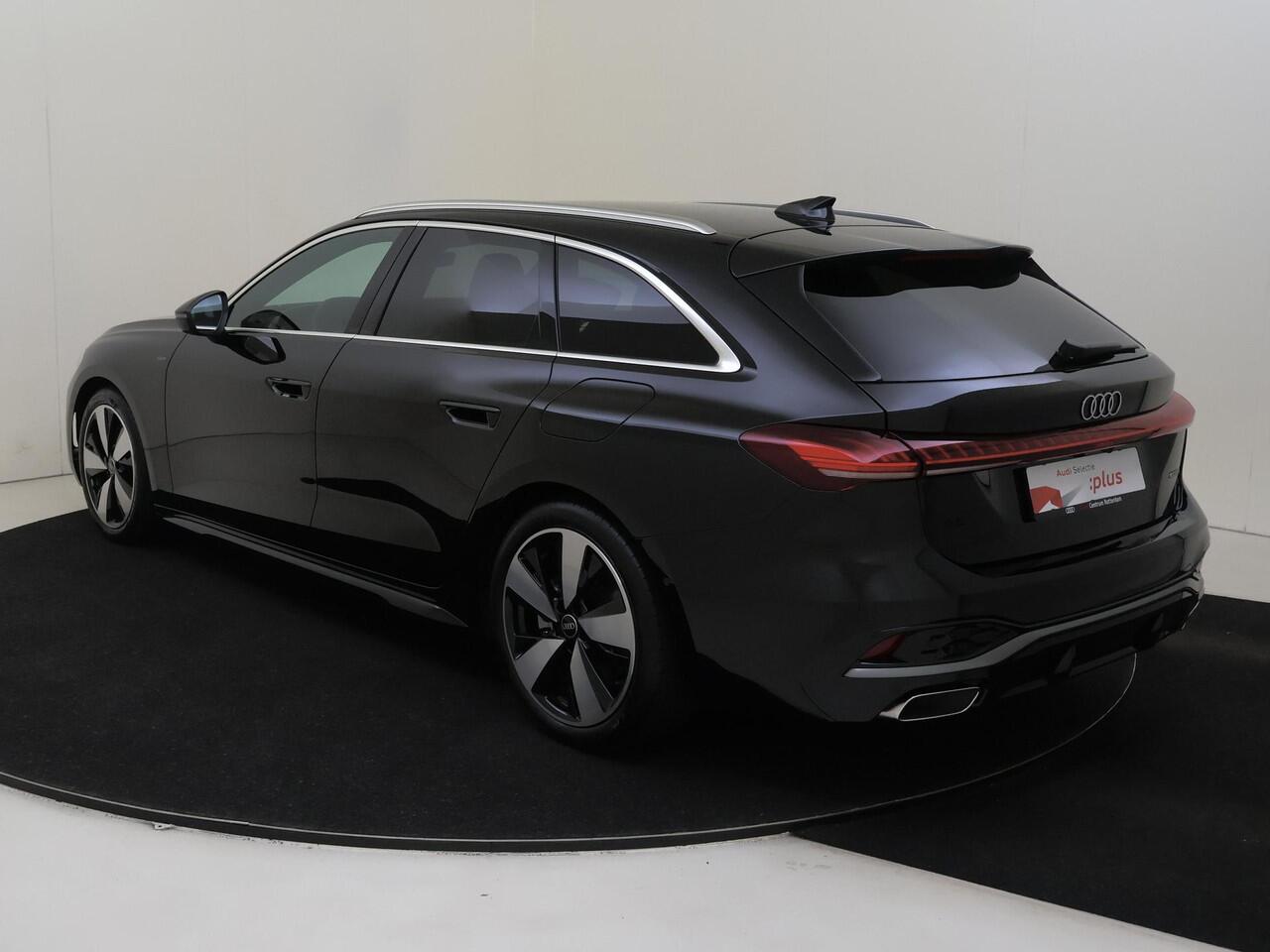 Audi A5 Avant 2.0 e-hybrid quattro S edition SOH 100% | Trekhaak | Display passagierszijde | Dodehoek detectie | 360 camera | Tech Plus pakket | Keyless | LED matrix verlichting |