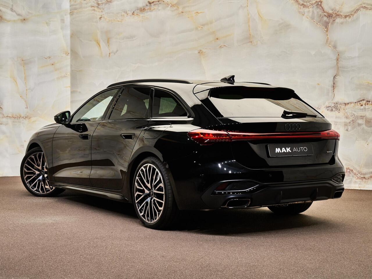 Audi A5 Avant E-Hybrid Quattro S Edition Competition, pano, tr.haak, 20", B&O, matrix-LED, memory, privacy, NP96k