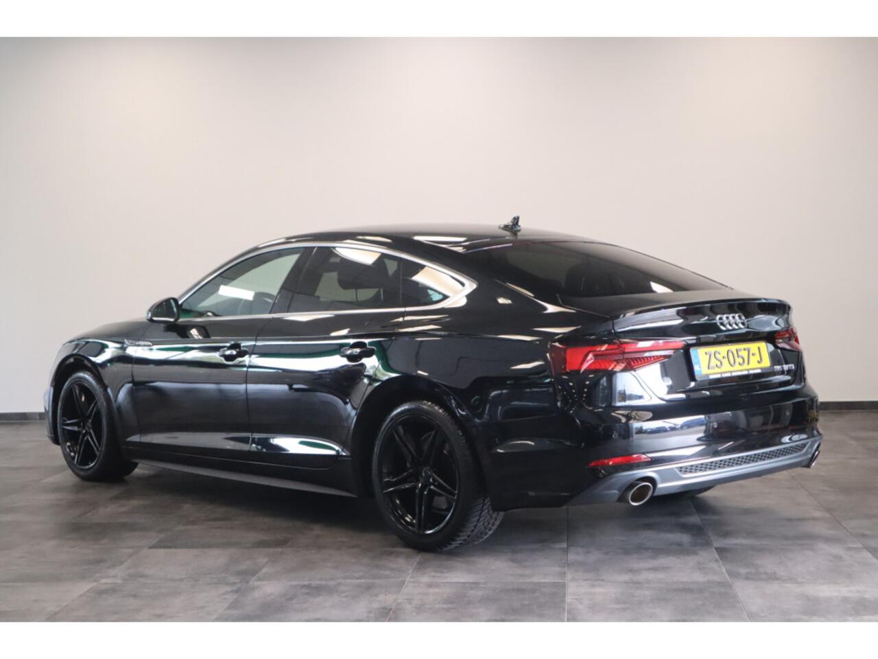 Audi A5 Sportback 35 TFSI Sport S-line edition Cruise Climate Navi N Gloss Black wielen