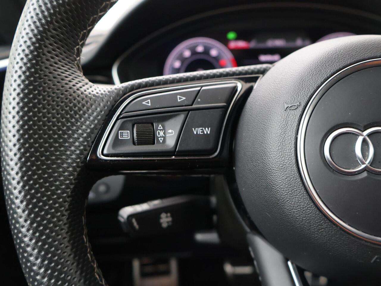 Audi A5 Sportback 35 TFSI S edition Competition 150 PK | Navigatie | Achterklep elektrisch | PDC V+A |