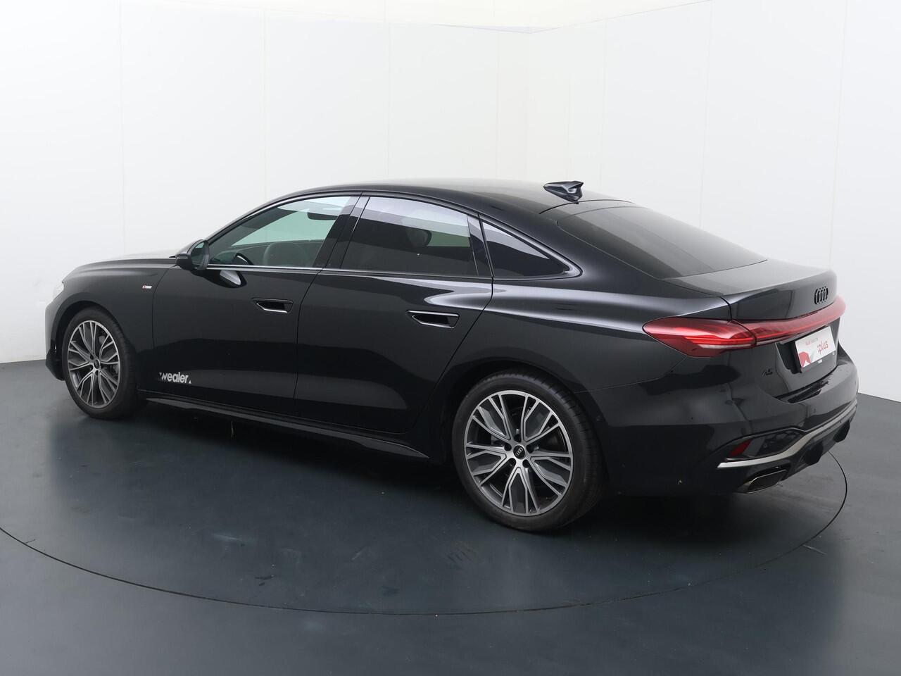 Audi A5 Limousine Edition One 35 TFSI 150 pk | Sportstoelen | LED-koplampen | Achteruitrijcamera | Privacy Glas | Ambient Lighting