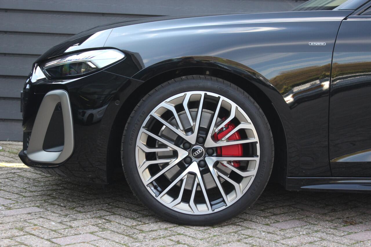 Audi A5 Avant 2.0 e-hybrid quattro S edition Competition - 367 PK - PANODAK - S SEATS - B&O 3D - 20 INCH - STOELKOELING -