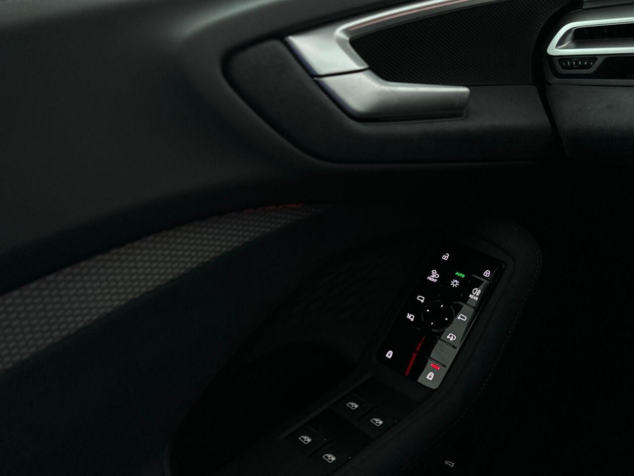 Audi A5 Avant S edition e-hybrid 220 kW / 299 PK Avant 7 versn.