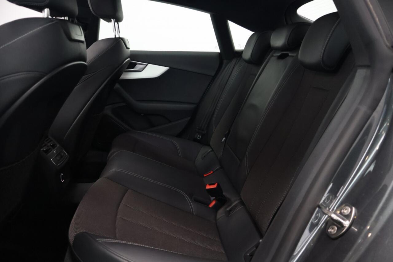 Audi A5 35 TFSI Sport S Line Automaat | Panoramadak | Matrix | Navigatie