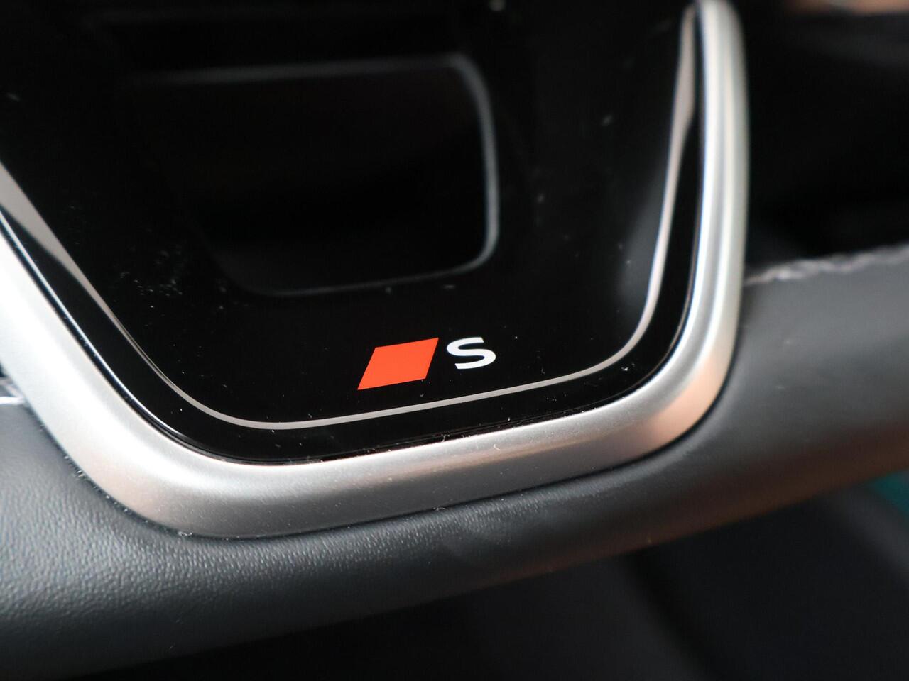 Audi A5 Limousine 2.0 TFSI edition one | 150 PK | Automaat | Multifunctioneel stuurwiel | Adaptive Cruisecontrol | Stoelverwarming | Achteruitrijcamera |