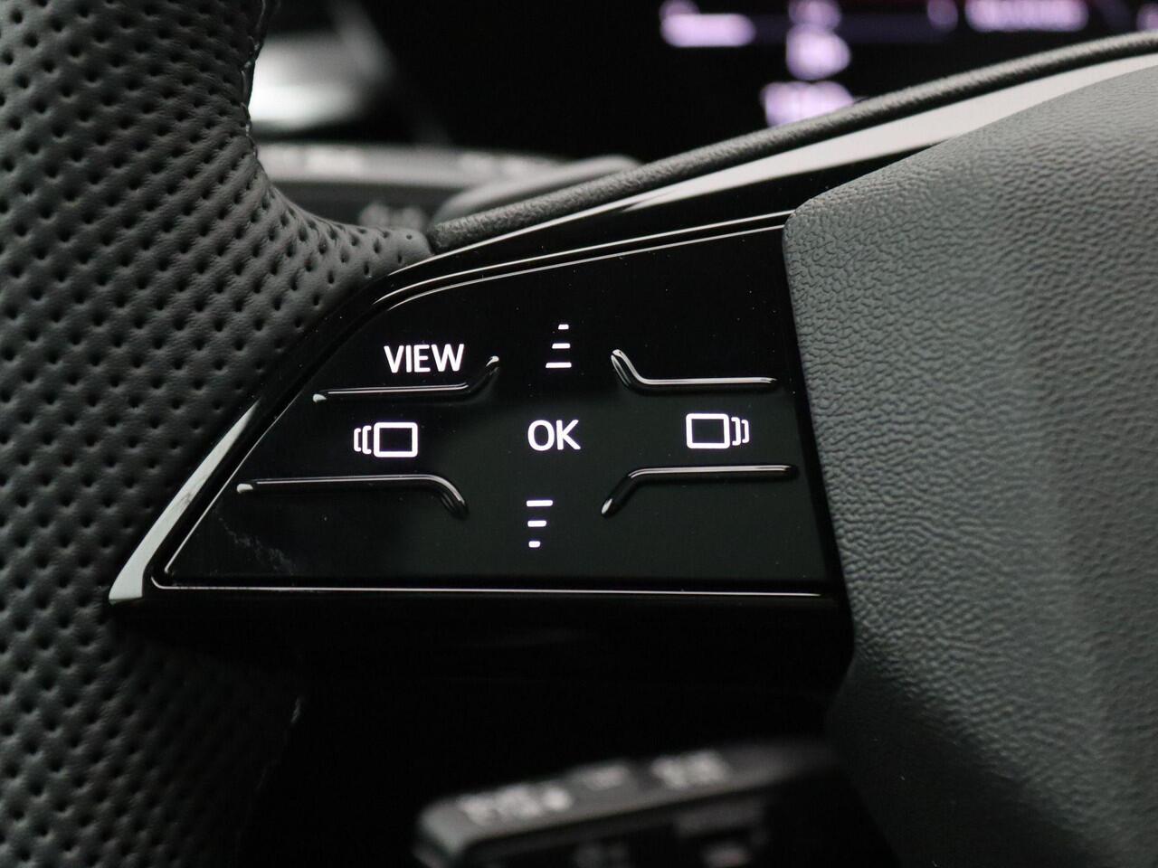 Audi A5 Avant 2.0 TFSI S edition 150PK S-Tronic S-Line, Panoramadak, Matrix-LED verlichting, Side Assist, Comfortkey, 360gr. Camera, Adaptieve Cruise Control, Elektr. Achterklep, Trekhaak, 19" LM Velgen