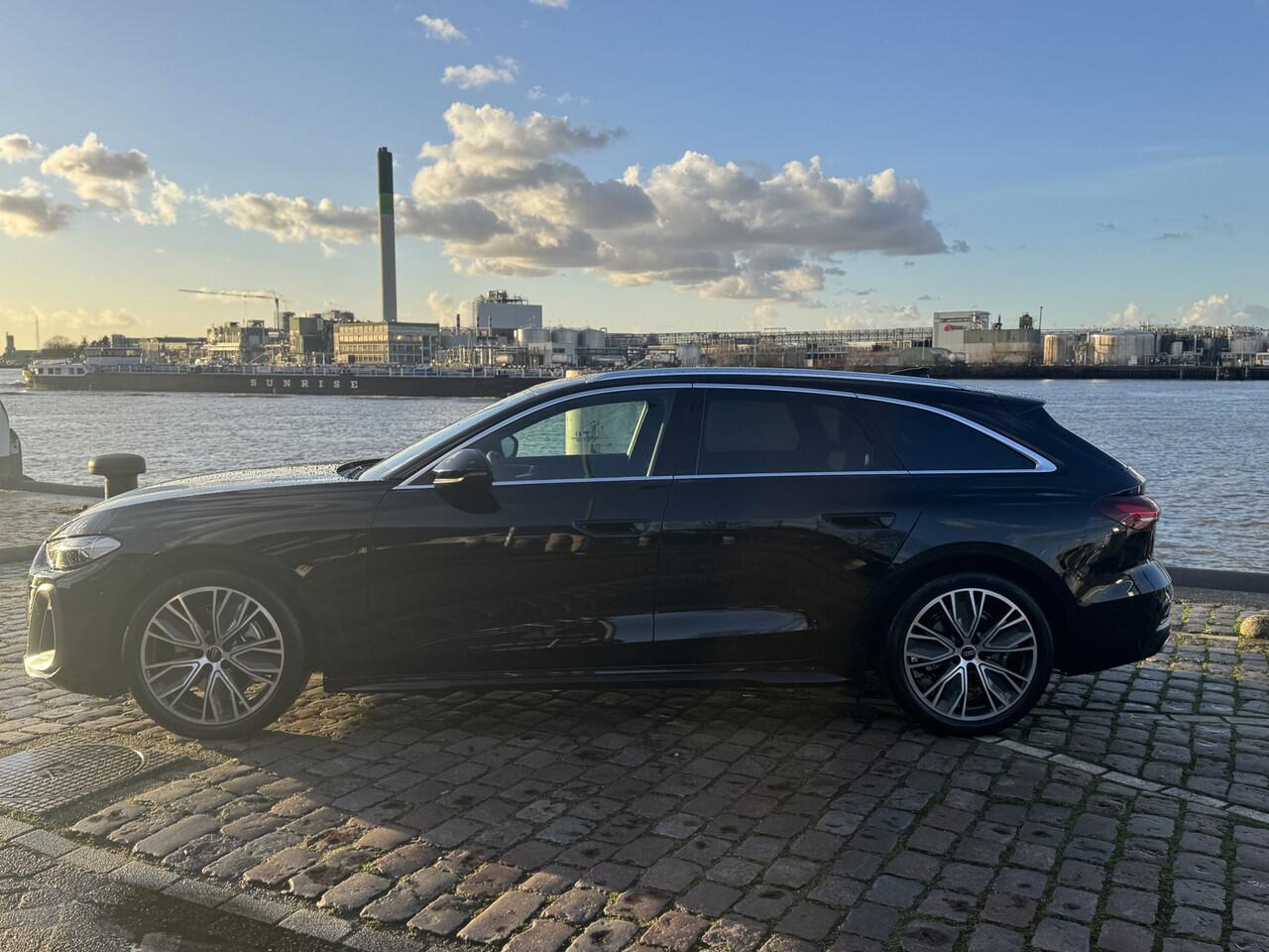 Audi A5 Avant 2.0 150pk TFSI edition One Voorstoelen verwarmbaar | Lederen bekleding | Achteruitrijcamera