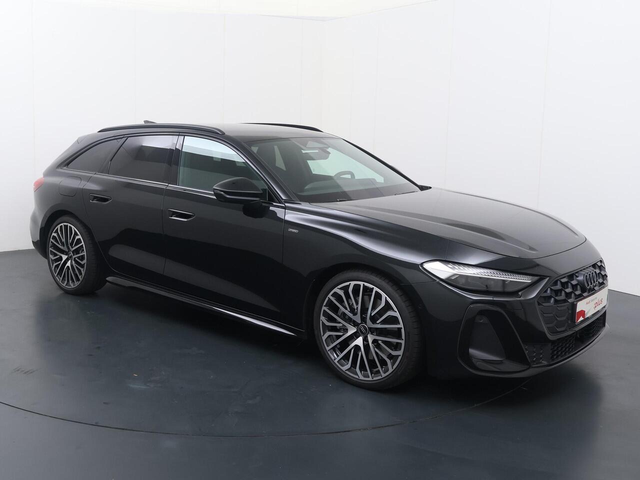 Audi A5 Avant S edition 2.0 TFSI e 299 pk | Keyless Entry | Omgevingscamera's | Stoelverwarming | Adaptieve Cruise Control | Audi R8 Exclusive lak | Alcantara Sportstoelen