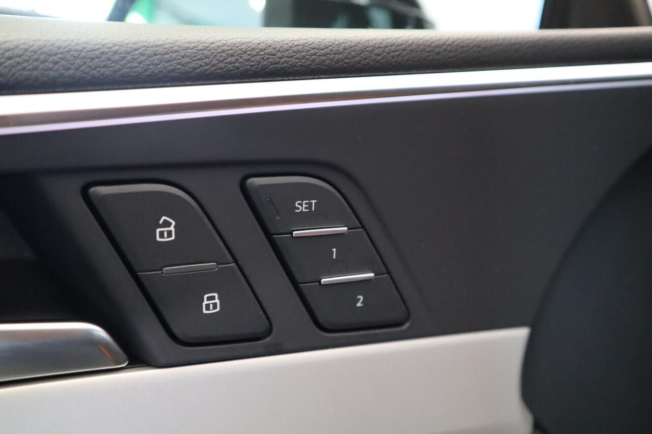 Audi A5 Cabriolet 40 TFSI quattro S edition Cruise/Climate 19''LM Navi Elektrische stoelen 204PK 24 maanden garantie mogelijk (*vraag naar de voorwaarden)