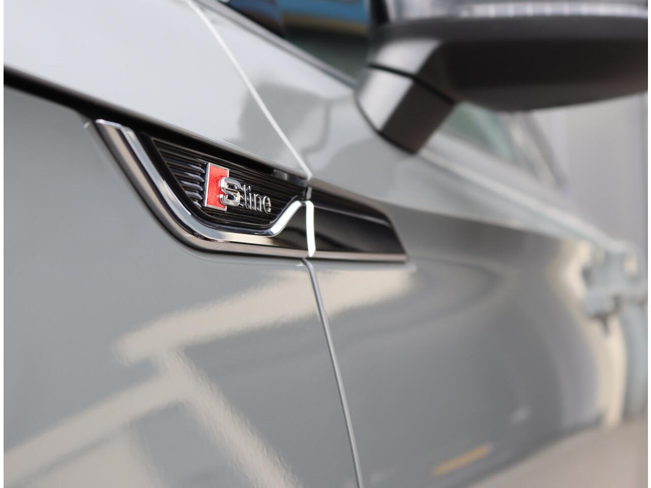 Audi A5 Sportback 40TFSI S-Line | Panoramadak | Massage | Keyless