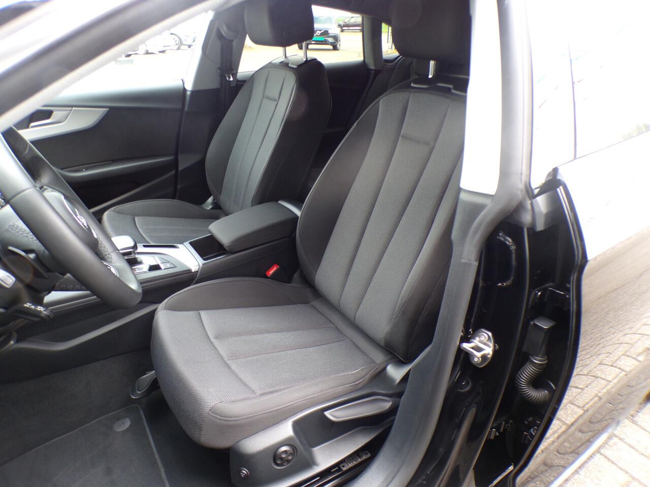 Audi A5 Sportback 35 TFSI Pro Line, Trekhaak / Stoelverwarming / Sensoren V+A / Carplay + Android Auto / 19'' LMV